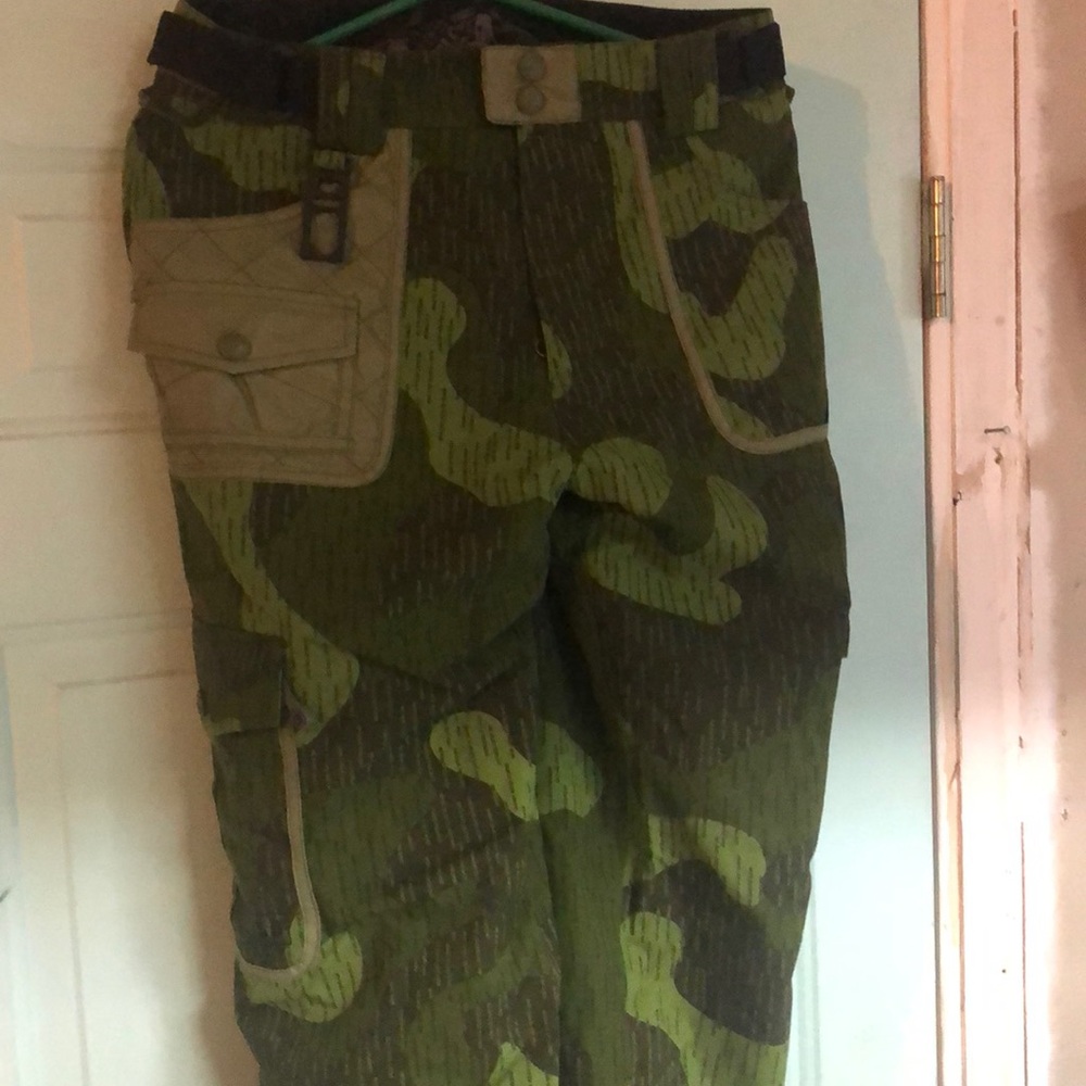 Grenade Snowboard Pants